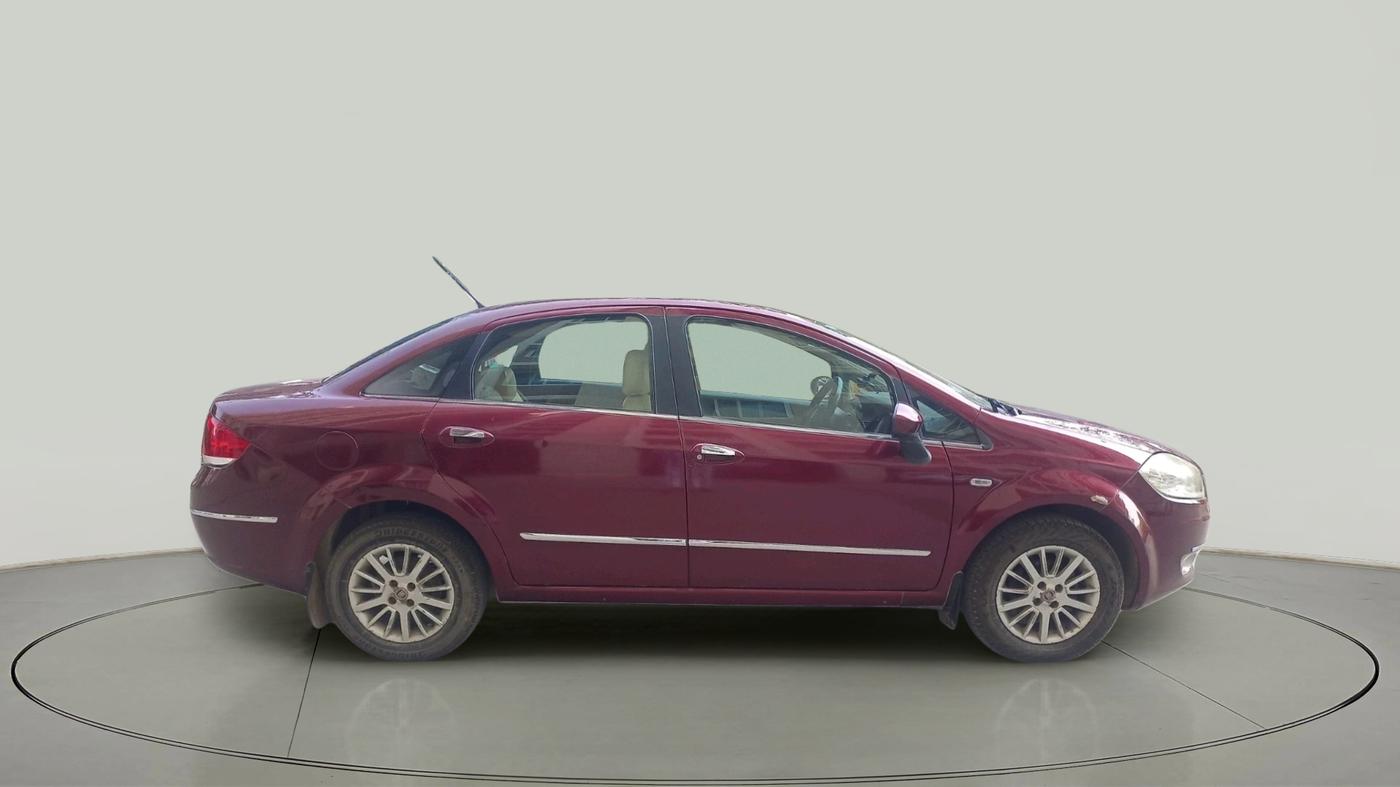 2011 Fiat Linea EMOTION 1.3, Diesel, Manual, 78,309 km, exterior