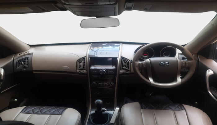 2014 Mahindra XUV500 W6, Diesel, Manual, 2,00,980 km, interior