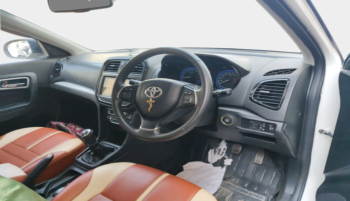 2022 Toyota URBAN CRUISER PREMIUM GRADE MT, Petrol, Manual, 31,242 km, interior