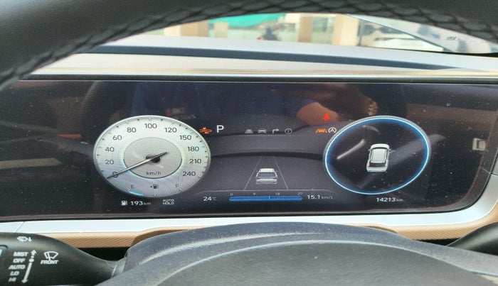 2025 Hyundai ALCAZAR Signature 7 STR 1.5 Turbo GDi Petrol DCT, Petrol, Automatic, 14,213 km, interior