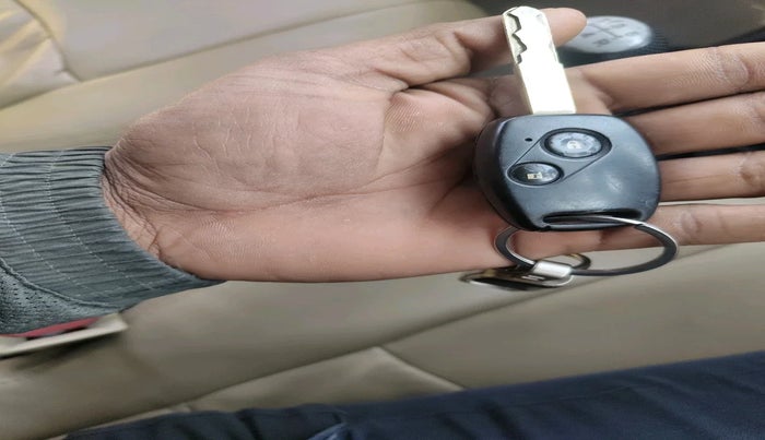 2015 Honda Amaze 1.5L I-DTEC S, Diesel, Manual, 1,10,699 km, interior