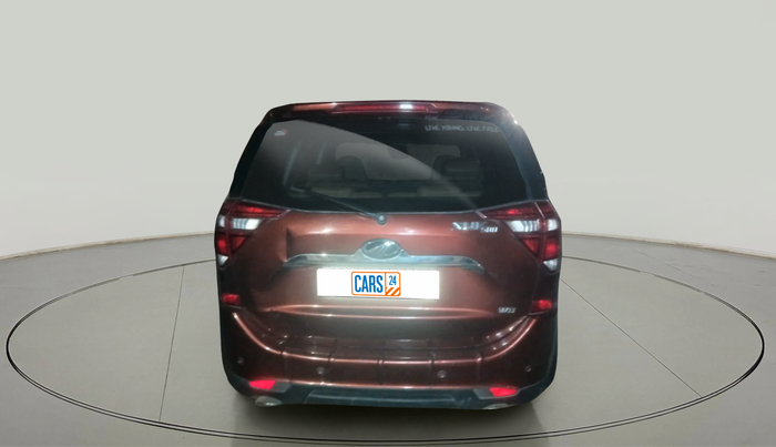 2019 Mahindra XUV500 W11, Diesel, Manual, 68,926 km, exterior