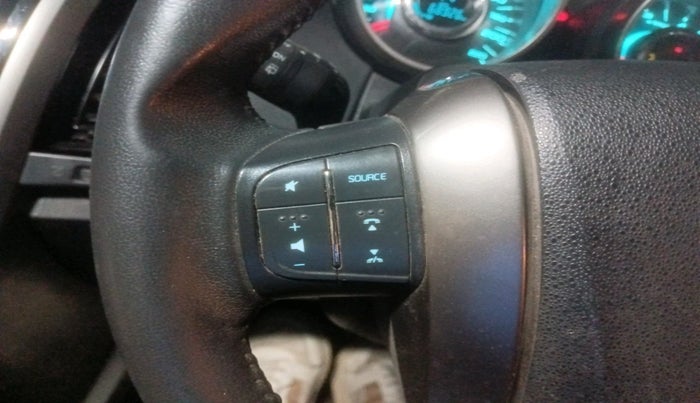 2019 Mahindra XUV500 W11, Diesel, Manual, 68,926 km, interior