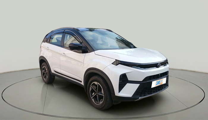 2023 Tata NEXON FEARLESS + SUNROOF DCA DUAL TONE 1.2 PETROL, Petrol, Automatic, 10,906 km, exterior