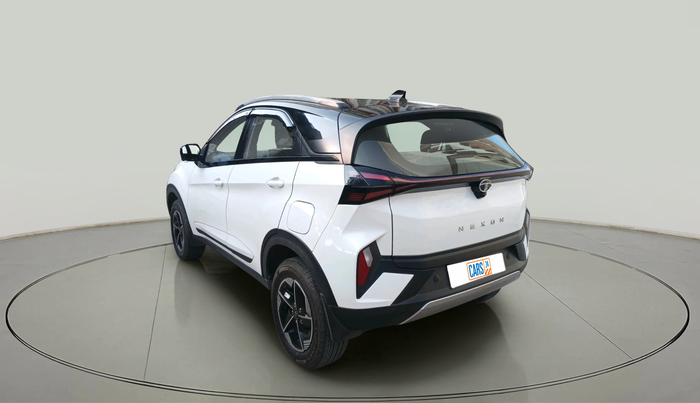 2023 Tata NEXON FEARLESS + SUNROOF DCA DUAL TONE 1.2 PETROL, Petrol, Automatic, 10,906 km, exterior