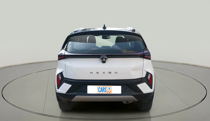 2023 Tata NEXON FEARLESS + SUNROOF DCA DUAL TONE 1.2 PETROL, Petrol, Automatic, 10,906 km, exterior