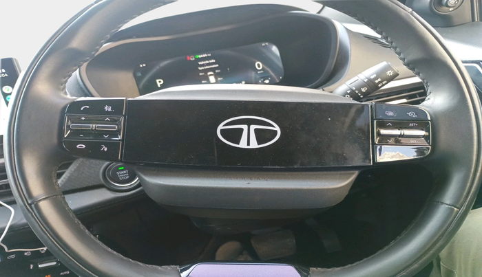 2023 Tata NEXON FEARLESS + SUNROOF DCA DUAL TONE 1.2 PETROL, Petrol, Automatic, 10,906 km, interior