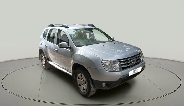 2015 Renault Duster 85 PS RXL DIESEL, Diesel, Manual, 1,35,327 km, exterior