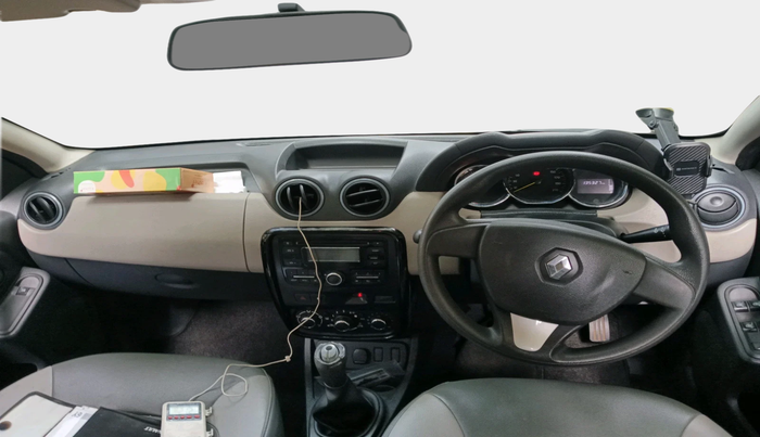 2015 Renault Duster 85 PS RXL DIESEL, Diesel, Manual, 1,35,327 km, interior