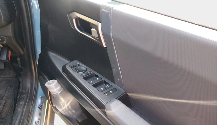 2025 KIA SYROS HTK 1.0 Turbo 6MT, Petrol, Manual, 2,507 km, interior