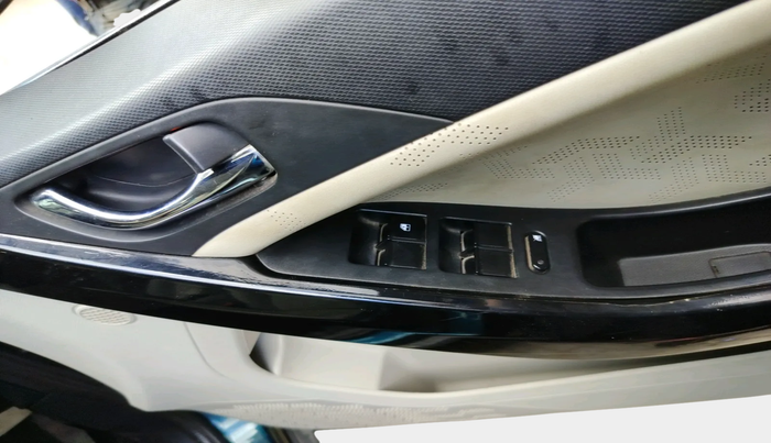 2020 Tata NEXON EV XZ PLUS LUX, Electric, Automatic, 50,114 km, interior
