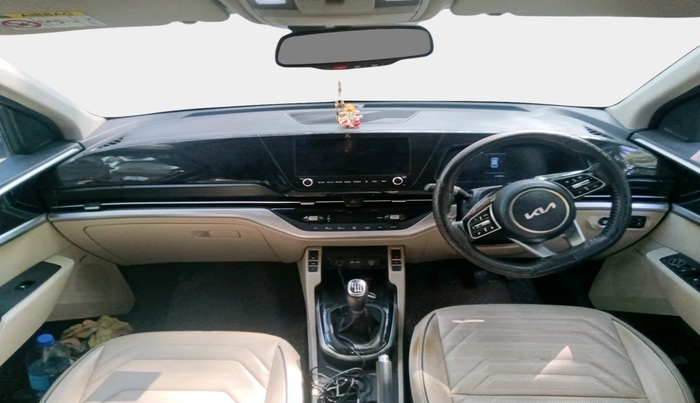 2022 KIA CARENS LUXURY PLUS 1.5 DIESEL 7 STR, Diesel, Manual, 1,16,444 km, interior