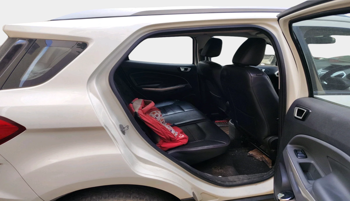 2013 Ford Ecosport TITANIUM 1.5L DIESEL (OPT), Diesel, Manual, 1,59,594 km, interior