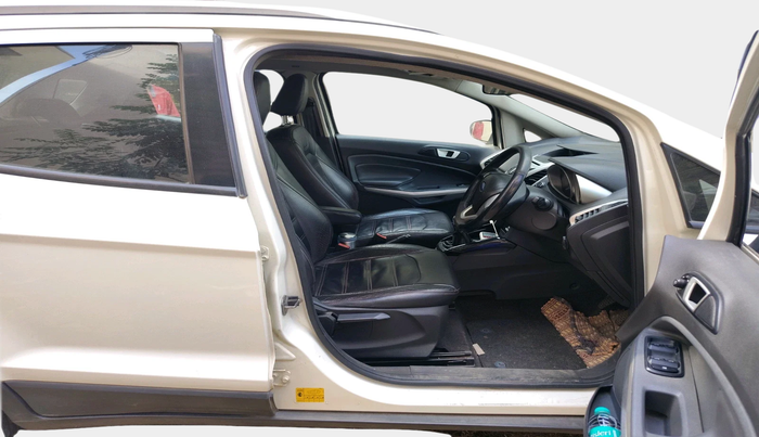 2013 Ford Ecosport TITANIUM 1.5L DIESEL (OPT), Diesel, Manual, 1,59,594 km, interior