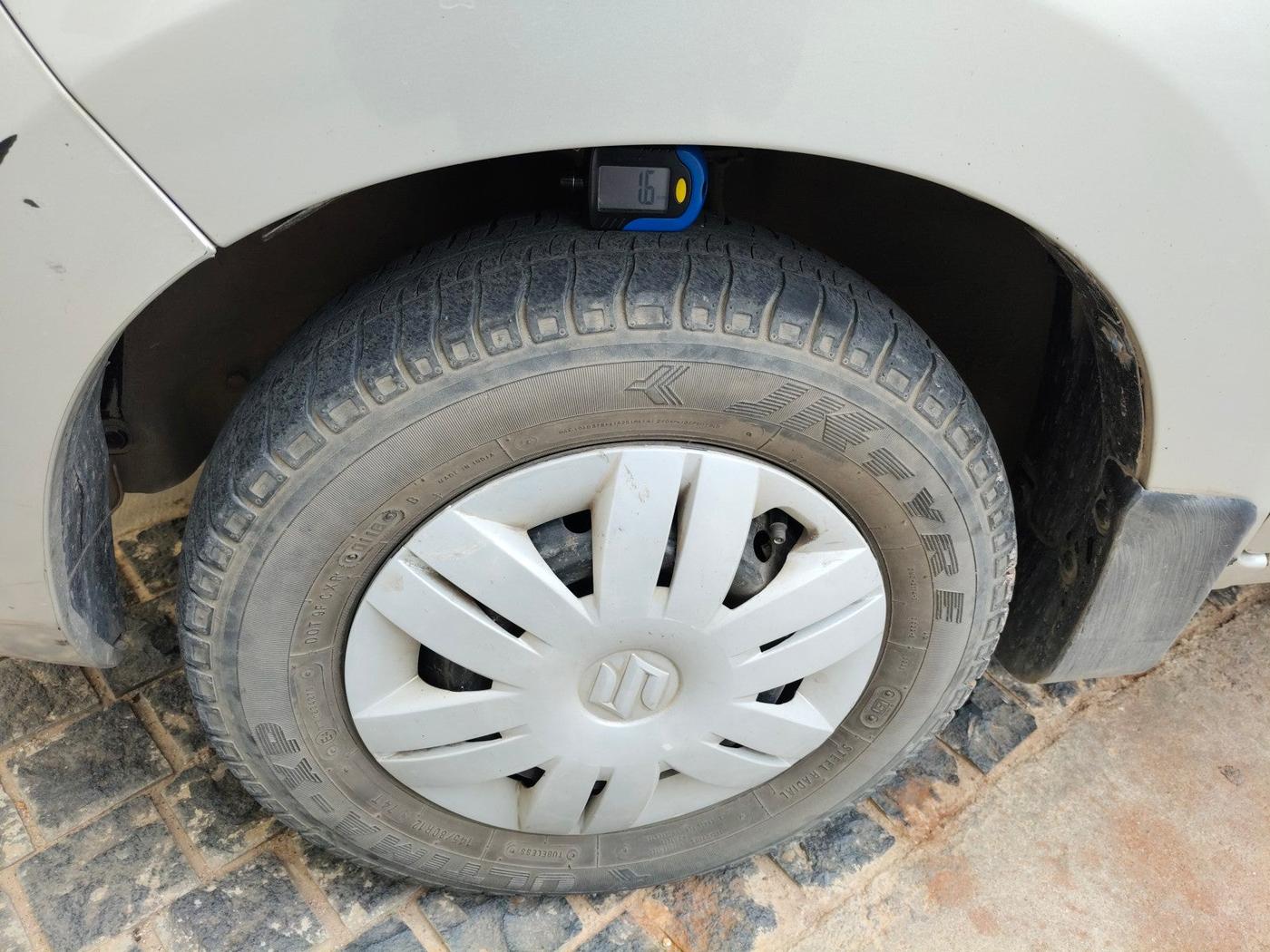2016 Maruti Alto 800 LXI, Petrol, Manual, 61,135 km, tyre