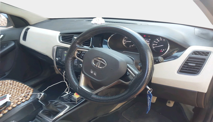 2014 Tata Zest XT PETROL, Petrol, Manual, 86,290 km, interior