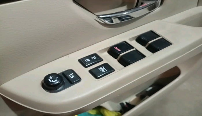 2021 Maruti Ertiga ZXI SHVS, Petrol, Manual, 28,505 km, interior