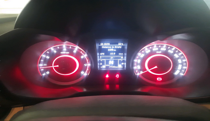 2022 Mahindra XUV300 W6 1.2 PETROL AMT, Petrol, Automatic, 7,787 km, interior