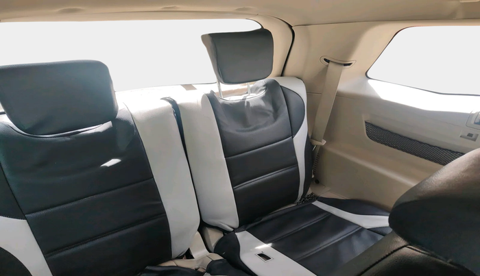 2016 Mahindra XUV500 W10 AT, Diesel, Automatic, 91,025 km, interior