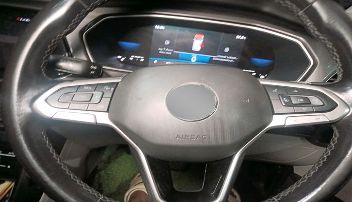 2022 Volkswagen TAIGUN TOPLINE 1.0 TSI AT, Petrol, Automatic, 87,602 km, interior