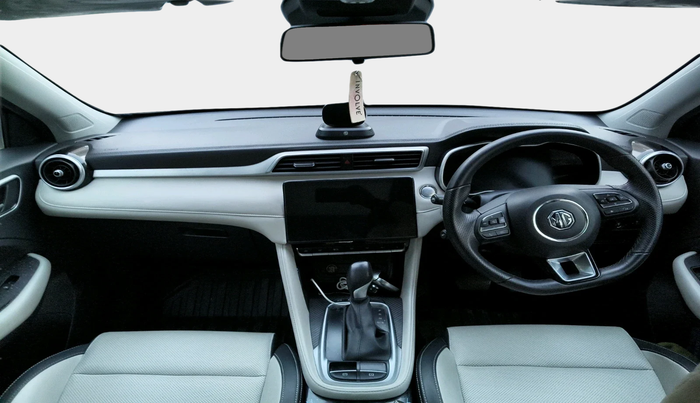 2022 MG ASTOR SAVVY 1.5 CVT, Petrol, Automatic, 15,836 km, interior