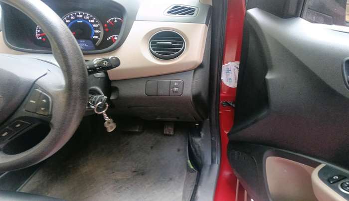 2017 Hyundai Grand i10 SPORTZ (O) AT 1.2 KAPPA VTVT, Petrol, Automatic, 52,046 km, interior