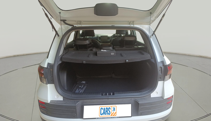 2024 Hyundai VENUE S 1.2, Petrol, Manual, 4,577 km, exterior