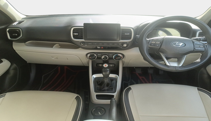 2024 Hyundai VENUE S 1.2, Petrol, Manual, 4,577 km, interior