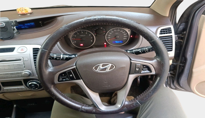 2010 Hyundai i20 ASTA 1.2, Petrol, Manual, 1,32,943 km, interior