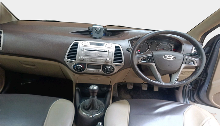 2010 Hyundai i20 ASTA 1.2, Petrol, Manual, 1,32,943 km, interior