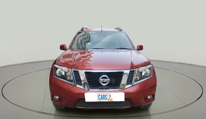 2014 Nissan Terrano XL (P), Petrol, Manual, 1,24,802 km, exterior