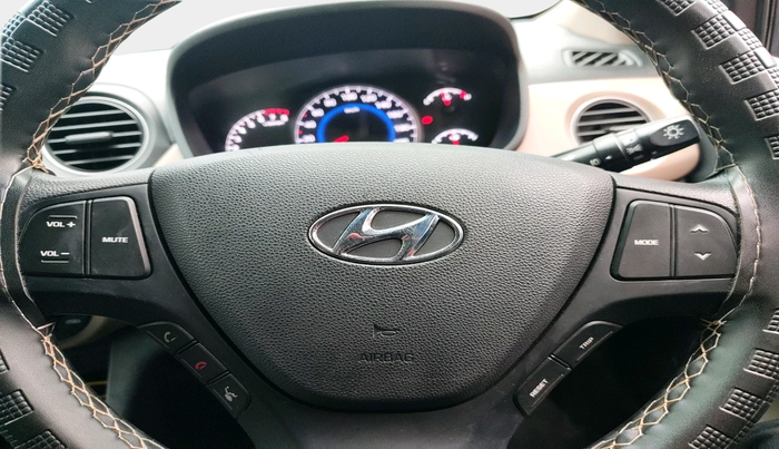 2019 Hyundai Grand i10 SPORTZ AT 1.2 KAPPA VTVT, Petrol, Automatic, 44,199 km, interior