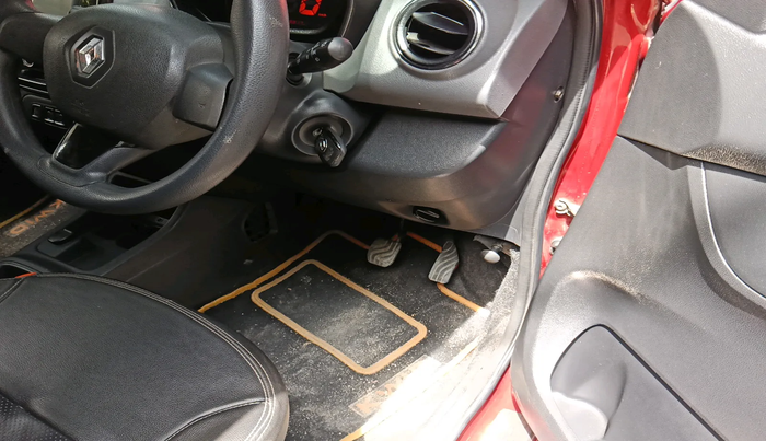 2016 Renault Kwid RXT 1.0 AMT, Petrol, Automatic, 29,850 km, interior