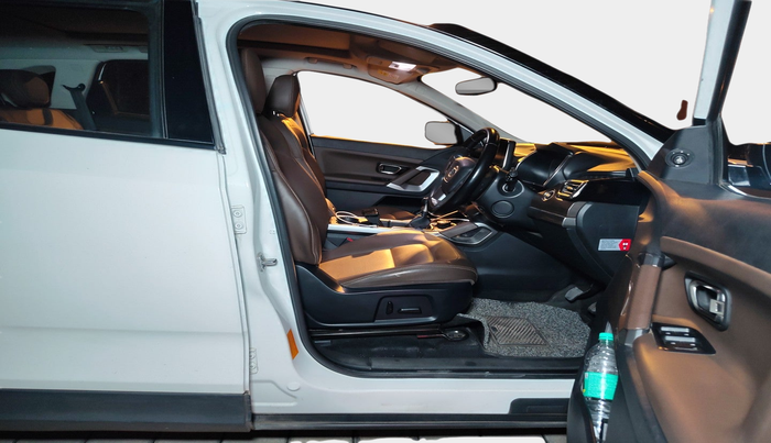 2021 Tata Harrier XZ PLUS 2.0L DUAL TONE, Diesel, Manual, 76,314 km, interior