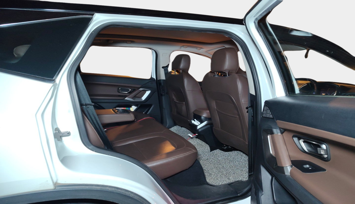 2021 Tata Harrier XZ PLUS 2.0L DUAL TONE, Diesel, Manual, 76,314 km, interior