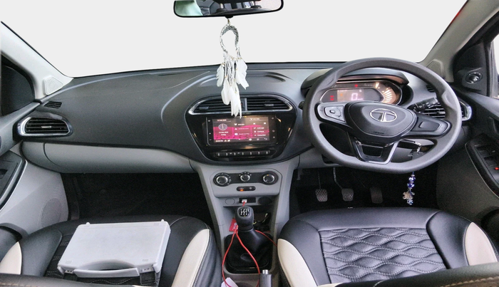 2021 Tata Tiago XZ PETROL, Petrol, Manual, 19,246 km, interior