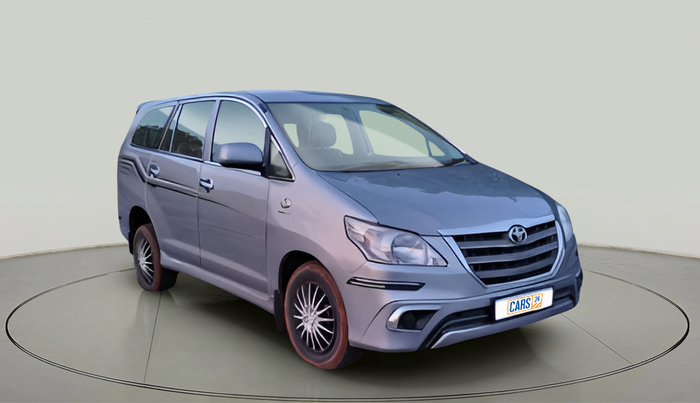 2012 Toyota Innova GX 2.5 7 STR, Diesel, Manual, 1,21,979 km, exterior