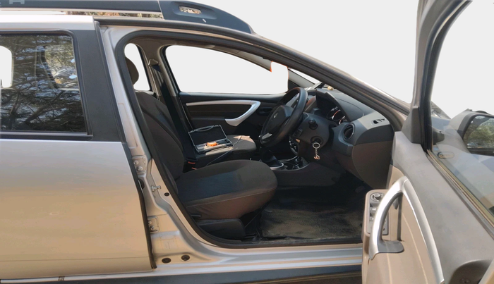 2016 Renault Duster 85 PS RXL DIESEL, Diesel, Manual, 53,119 km, interior