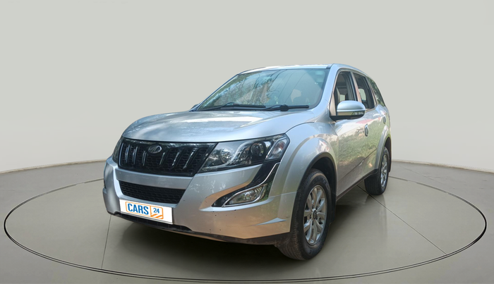 2015 Mahindra XUV500 W8, Diesel, Manual, 1,16,218 km, exterior