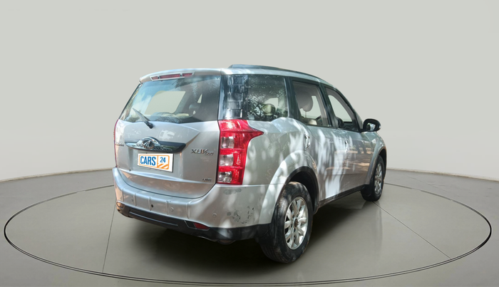 2015 Mahindra XUV500 W8, Diesel, Manual, 1,16,218 km, exterior