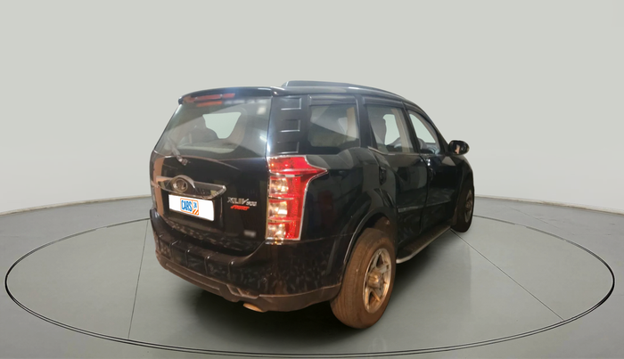 2015 Mahindra XUV500 W6, Diesel, Manual, 1,12,900 km, exterior