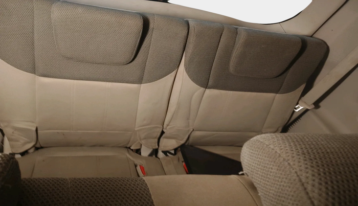 2015 Mahindra XUV500 W6, Diesel, Manual, 1,12,900 km, interior