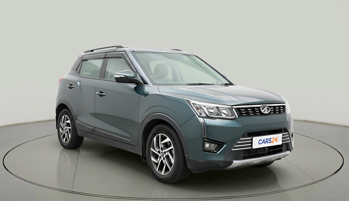 2022 Mahindra XUV300 W8 (O) 1.5 DIESEL AMT, Diesel, Automatic, 21,088 km, exterior