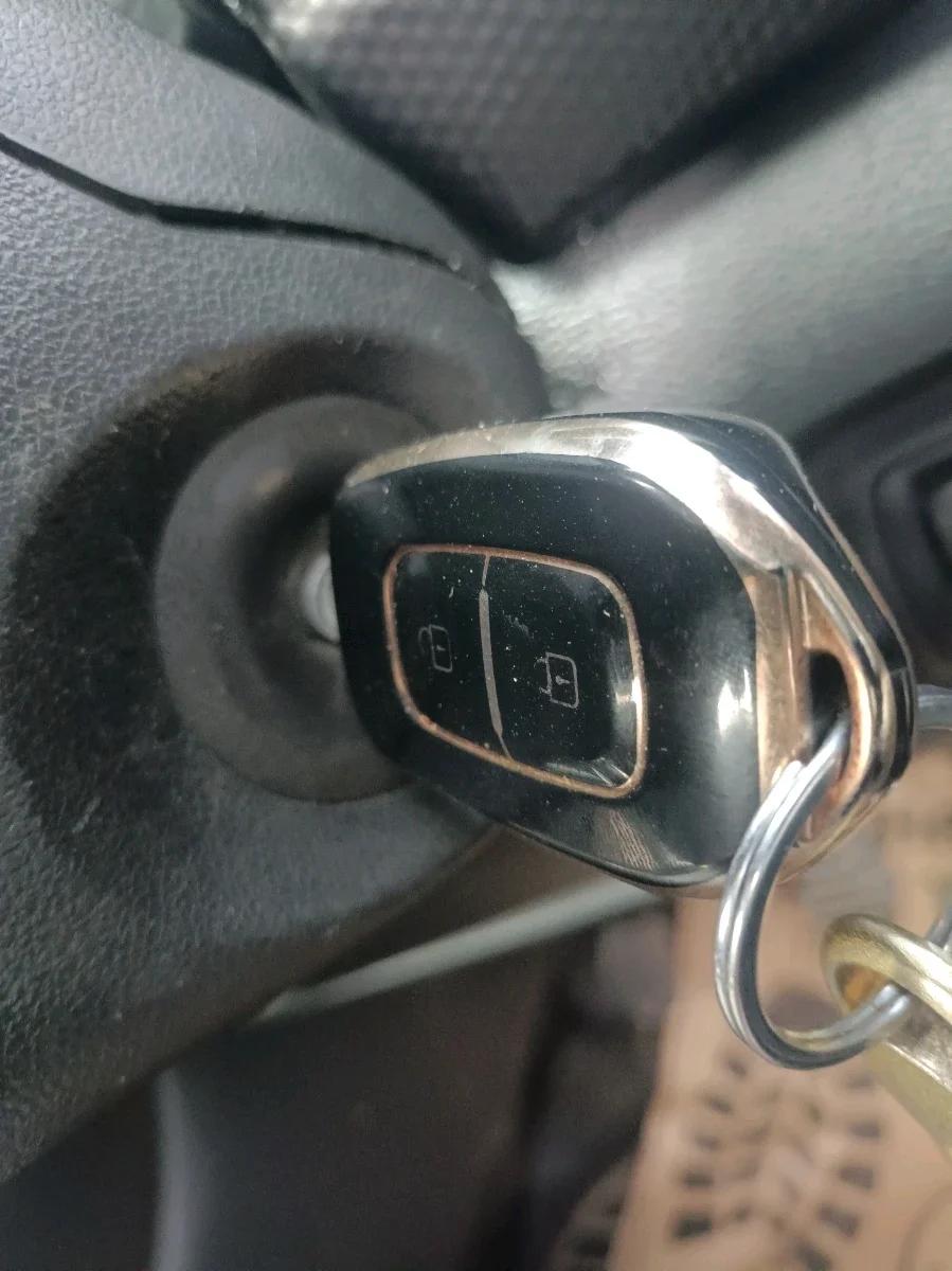 2019 Nissan Kicks XV 1.5, Petrol, Manual, 73,533 km, interior