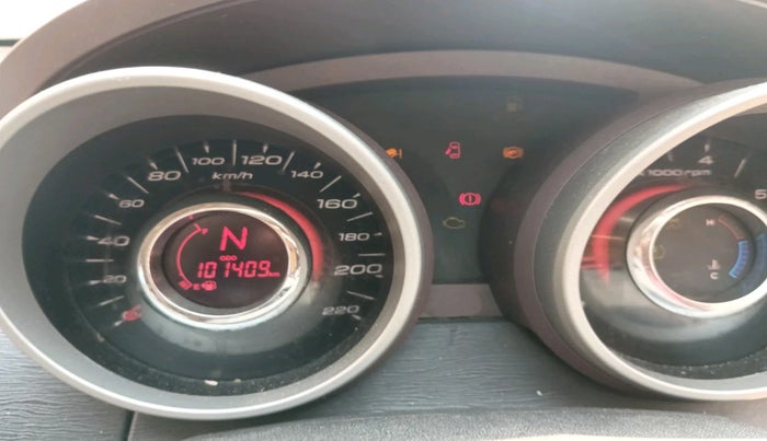 2015 Mahindra XUV500 W8, Diesel, Manual, 1,01,409 km, interior