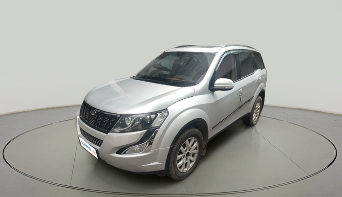 2016 Mahindra XUV500 W10, Diesel, Manual, 81,062 km, exterior
