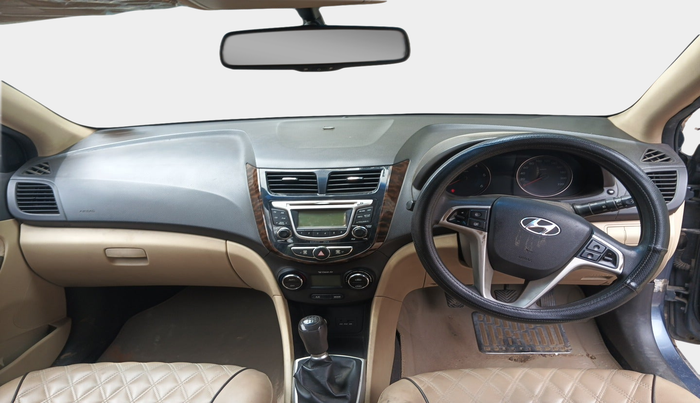 2014 Hyundai Verna FLUIDIC 1.6 CRDI SX, Diesel, Manual, 99,492 km, interior
