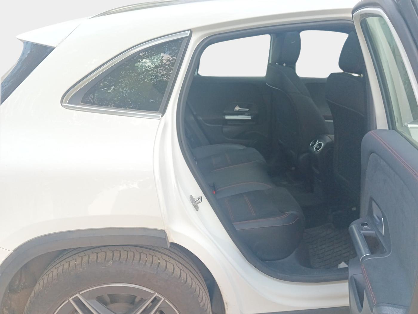 2023 Mercedes Benz GLA Class 220d, Diesel, Automatic, 25,000 km, interior