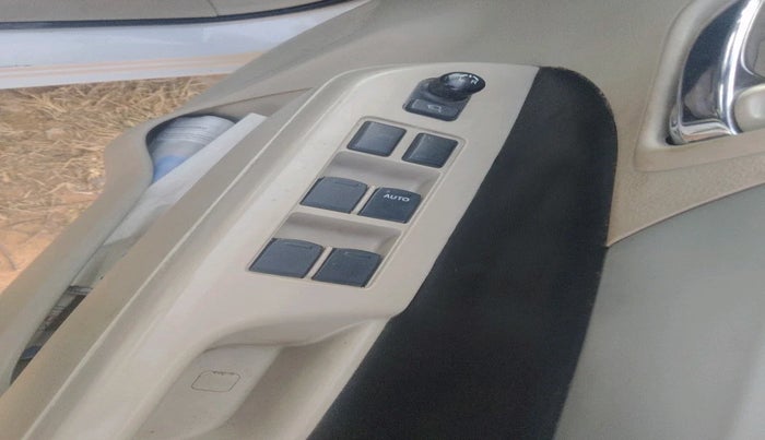 2017 Maruti Ertiga ZXI+, Petrol, Manual, 60,720 km, interior