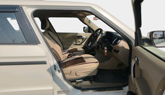 2023 Mahindra BOLERO NEO N10 R, Diesel, Manual, 31,672 km, interior